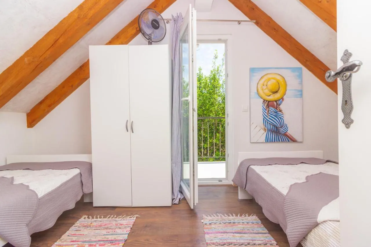 Hébergement de vacances Villa Kuca Za Odmor Laurus à Kukljica Croatie