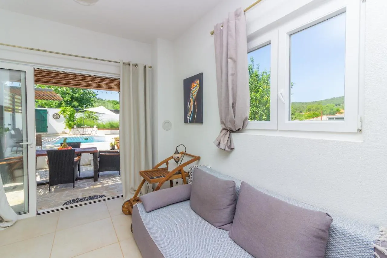 Hébergement de vacances Villa Kuca Za Odmor Laurus à Kukljica